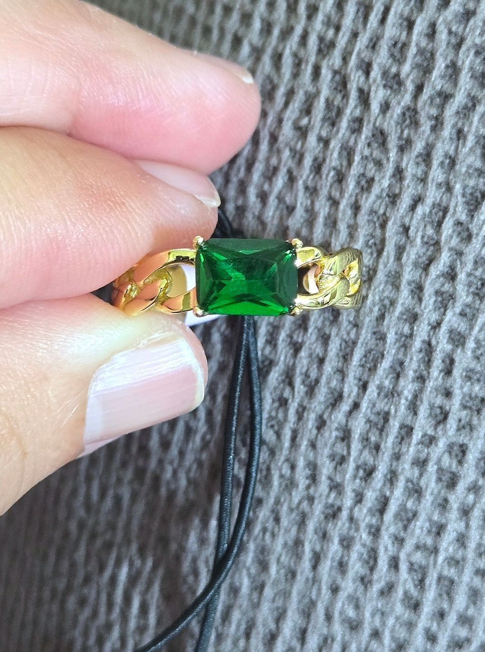 ✨️HP✨️ Rachel Zoe Gold💛 Chain⛓️ Link Ring💍 With Green Gemstone - NWT - Picture 16 of 16